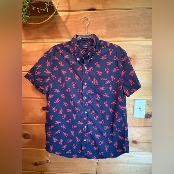 J. Crew Men's Slim Flex Washed Button Down Shirt w/ Red Lobster Pattern size L - Picture 1 of 8
